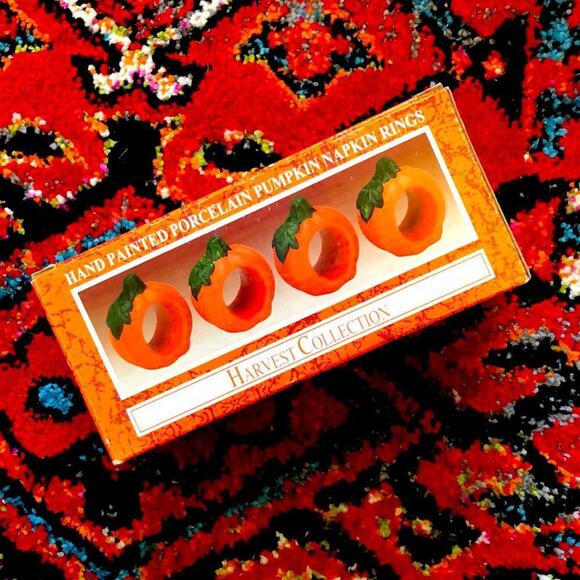 Vintage World Bazaars Rustic Pumpkin Ceramic Napkin Rings - Picture 1 of 8